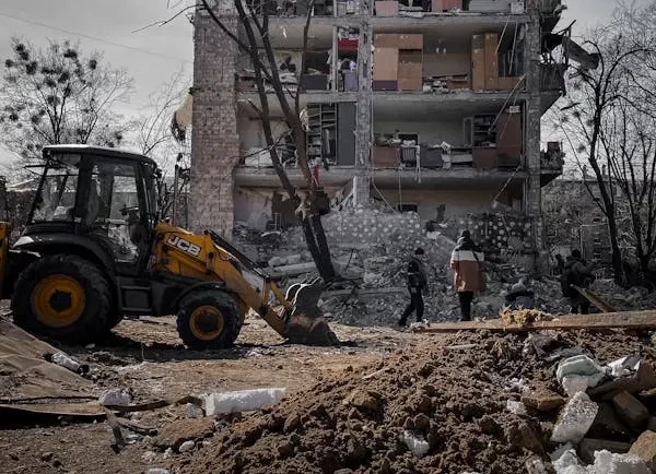 No Damage to Your Other Property During Demolition Clean-Up! Call Rambo Demolition & Junk Removal 5 AD 4nXetuACqyYcruQcKVg7G4i7Qvmzm