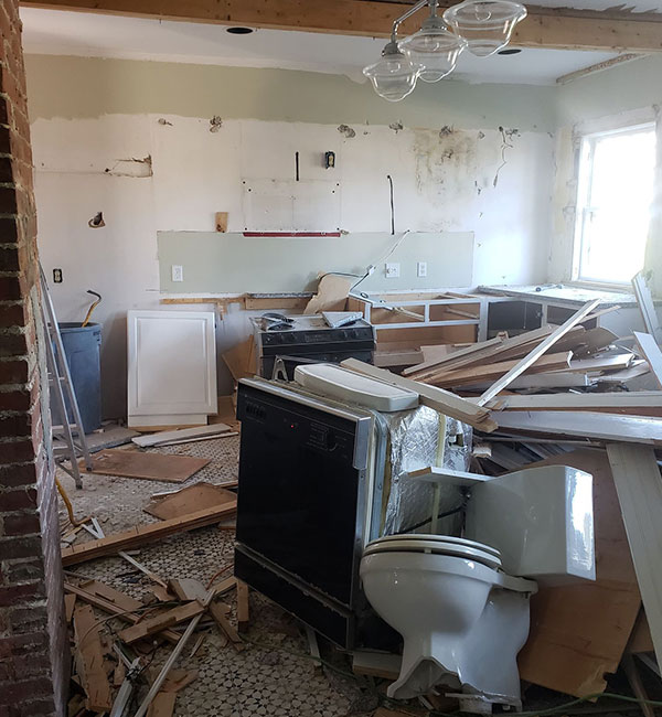 Rambo_demolition_Junk-conctrution-debris