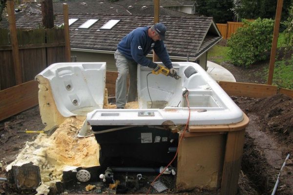 Rambo_demolition_Junk-Hot-Tub-Removal
